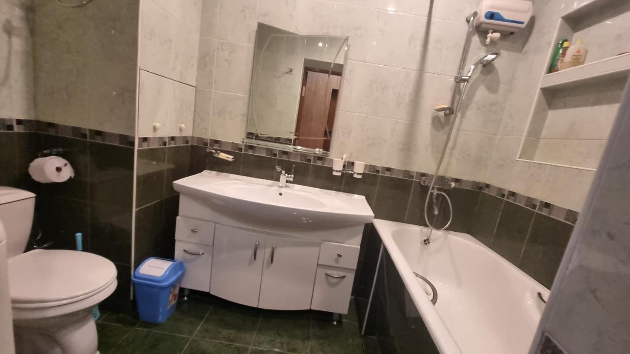 Cosy Appartment 塔什干 外观 照片